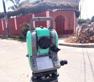 Acumulacion-de-lotes-y-Declaratoria-de-fabrica-inscripcion-en-Registros-Publicos-familia-Razzetto-Puente-Piedra-Peru-2024-Veliz-y-Asociados-6