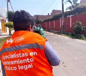 Acumulacion-de-lotes-y-Declaratoria-de-fabrica-inscripcion-en-Registros-Publicos-familia-Razzetto-Puente-Piedra-Peru-2024-Veliz-y-Asociados-7