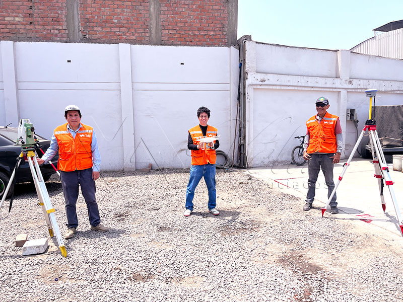 levantamiento topográfico de una estación de servicio gascentro (grifo) Lima - Perú 2025