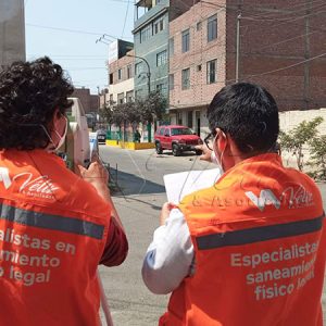 Trabajo-saneamiento-fisico-legal-Prescripcion-adquisitiva-Los-Olivos-Peru-familia-Perez-Veliz-y-Asociados-4